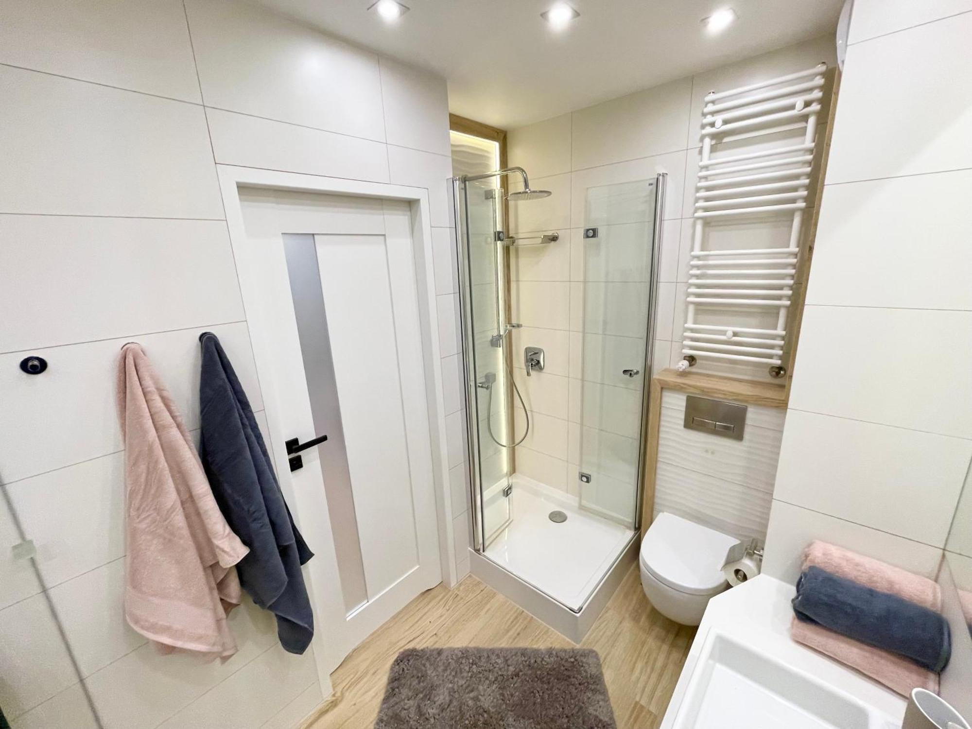 Comfortable Apart, Old Town, Free Parking, Hanging Bed, Wi-Fi, Lift, Aircon,Self Check-In 24H, Stare Miasto, Winda, Nowy Budynek, Garaz 0 Zl, Klima Вроцлав Екстериор снимка